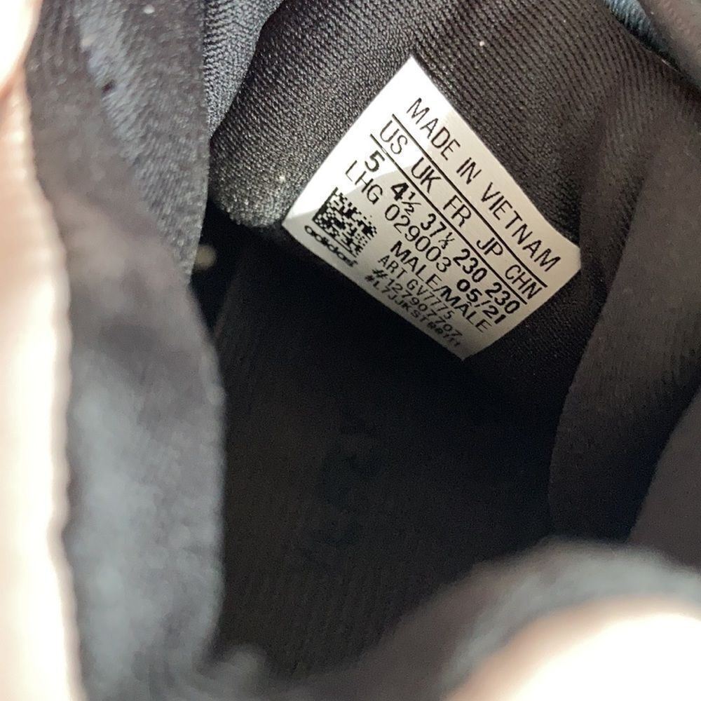 Adidas Yeezy 500 High - Picture 6 of 10